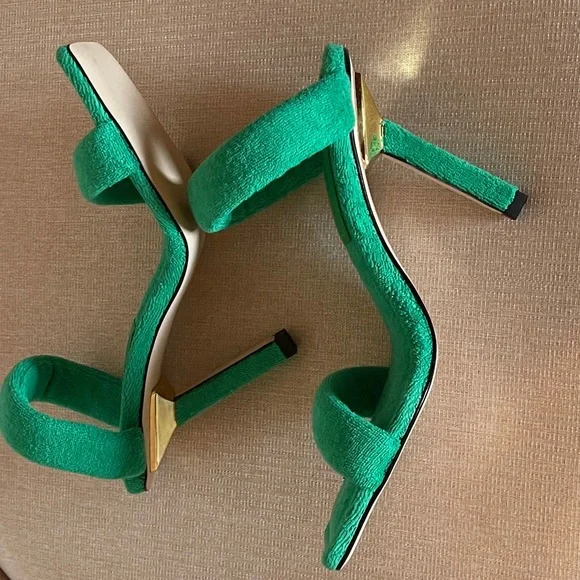 Good American Terry Slip on High Heels Sandals. New. Size 6 - Picture 6 of 16